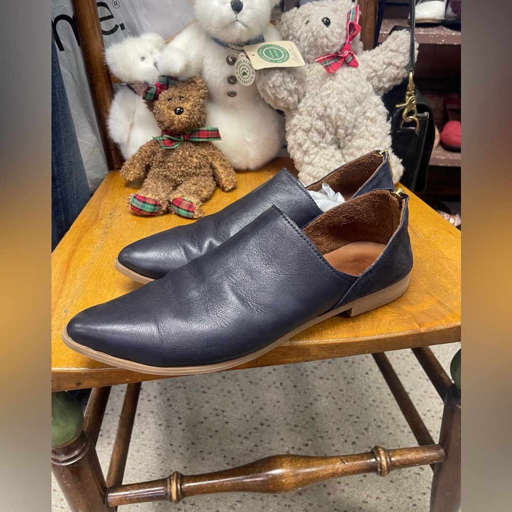 💙Beautiful NWOT Bueno 40 Shoes